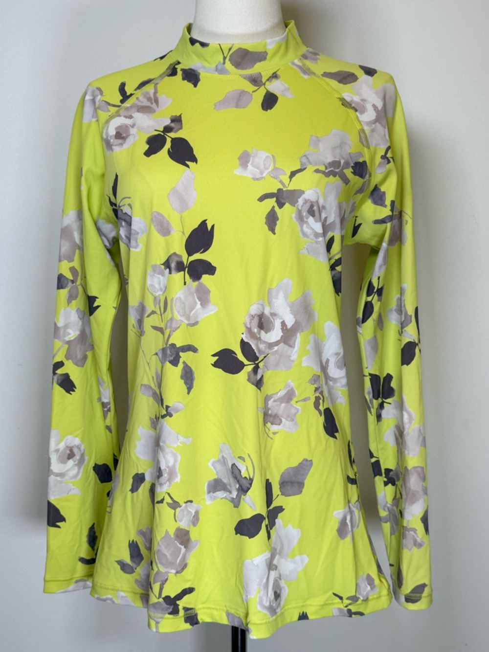 Athleta Fiber Optic Gardenia Rashguard Swim Coverup Top Women’s Size XL